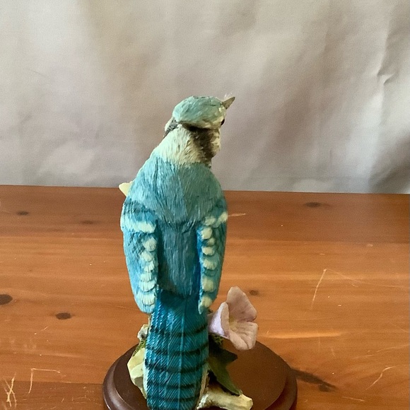 Country Artists Porcelain Bluejay with Morning Glory Figurine - Picture 4 of 5